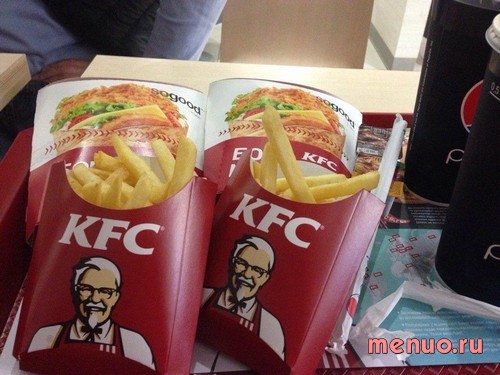 KFC ТРЦ «Арт Молл» по АртМолл, вулиця Академіка Заболотного, 37 фото 4